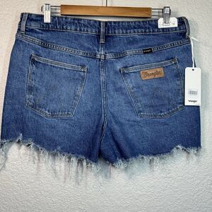 Wrangler Jean Shorts Women 31 Cut Off Denim Midrise Medium Wash Cowgirl Western